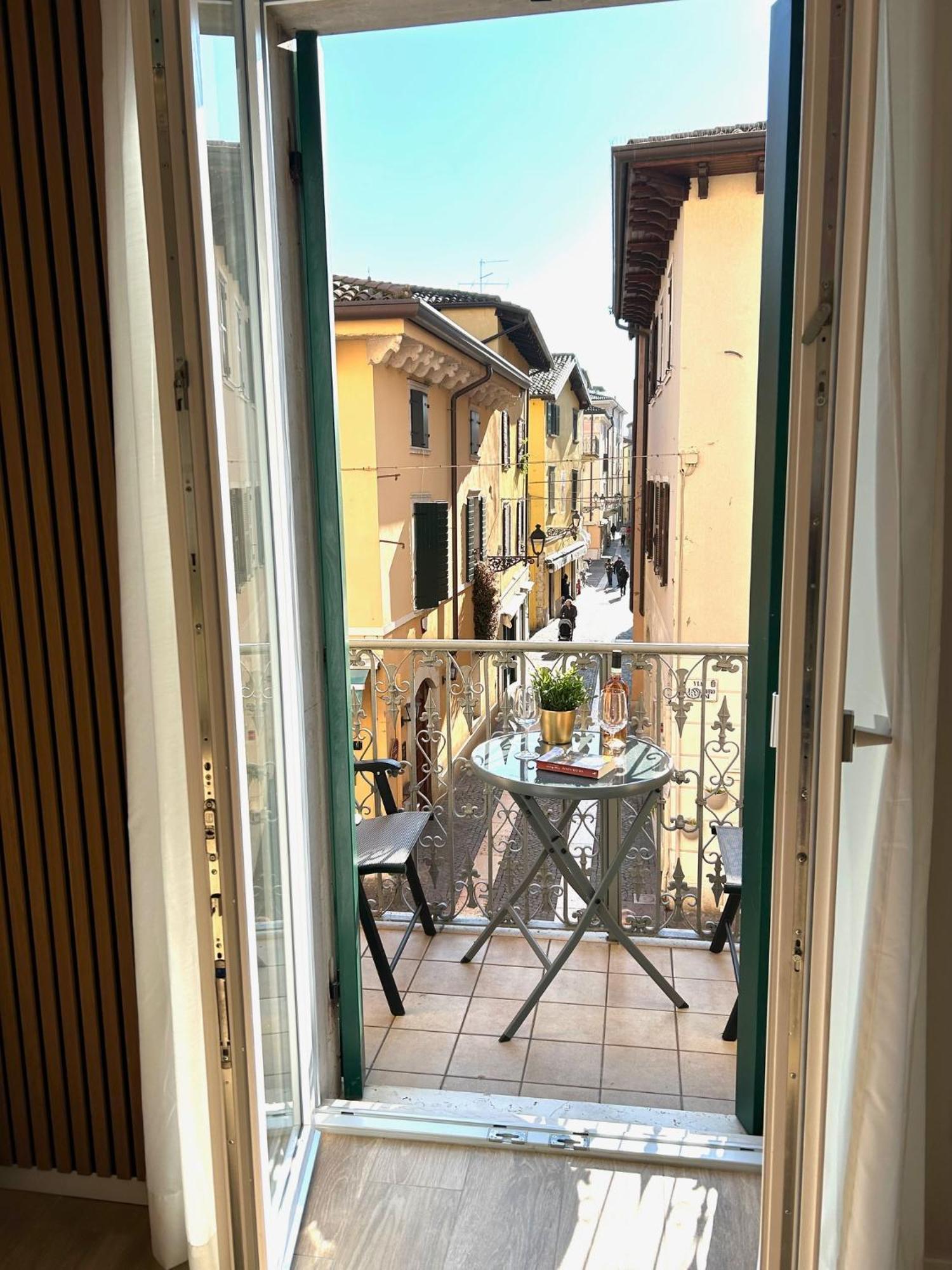 Residenza Betteloni Apartment Bardolino Bagian luar foto